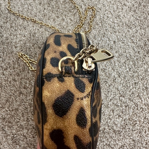 Dolce & Gabbana Glam leopard print round crossbody bag excellent condition - Picture 6 of 10
